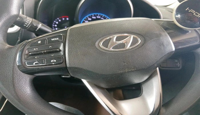 2019 Hyundai VENUE S 1.2, CNG, Manual, 83,612 km, interior