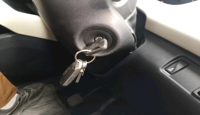 2024 Nissan MAGNITE  XE AMT EZ Shift, Petrol, Automatic, 47,578 km, interior