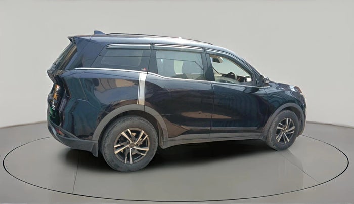 2022 Mahindra XUV700 AX 5 D MT 5 STR, Diesel, Manual, 59,551 km, exterior