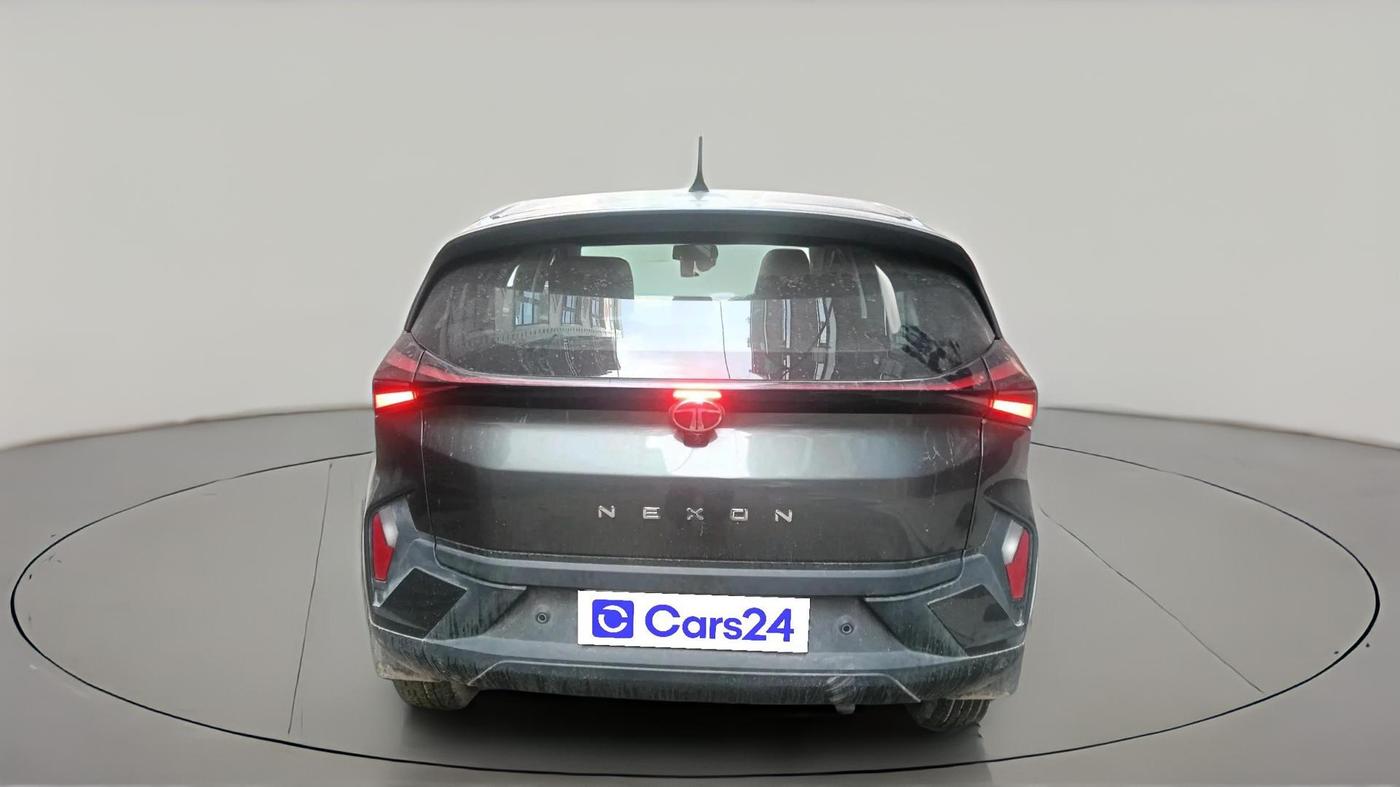 2025 Tata NEXON Smart Plus 1.2 Revotron 6 AMT, Petrol, Automatic, 5,836 km, exterior