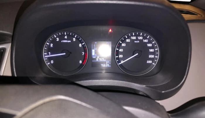 2016 Hyundai Creta SX PLUS 1.6 PETROL, Petrol, Manual, 75,639 km, interior