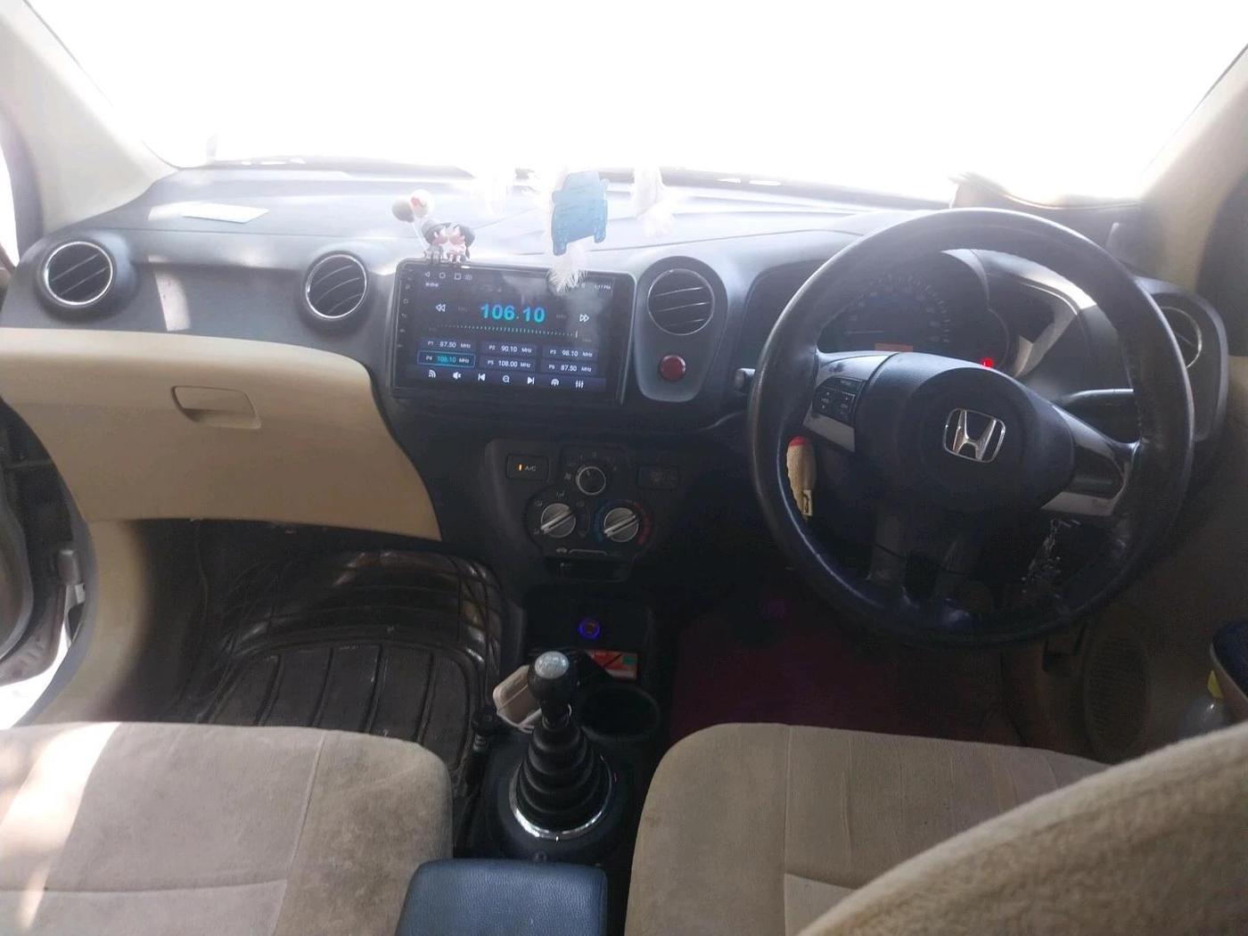 2015 Honda Brio S MT, Petrol, Manual, 60,298 km, interior