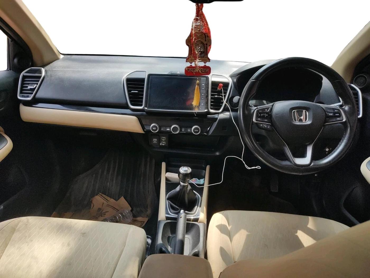 2022 Honda City 1.5L I-VTEC VX, Petrol, Manual, 24,974 km, interior