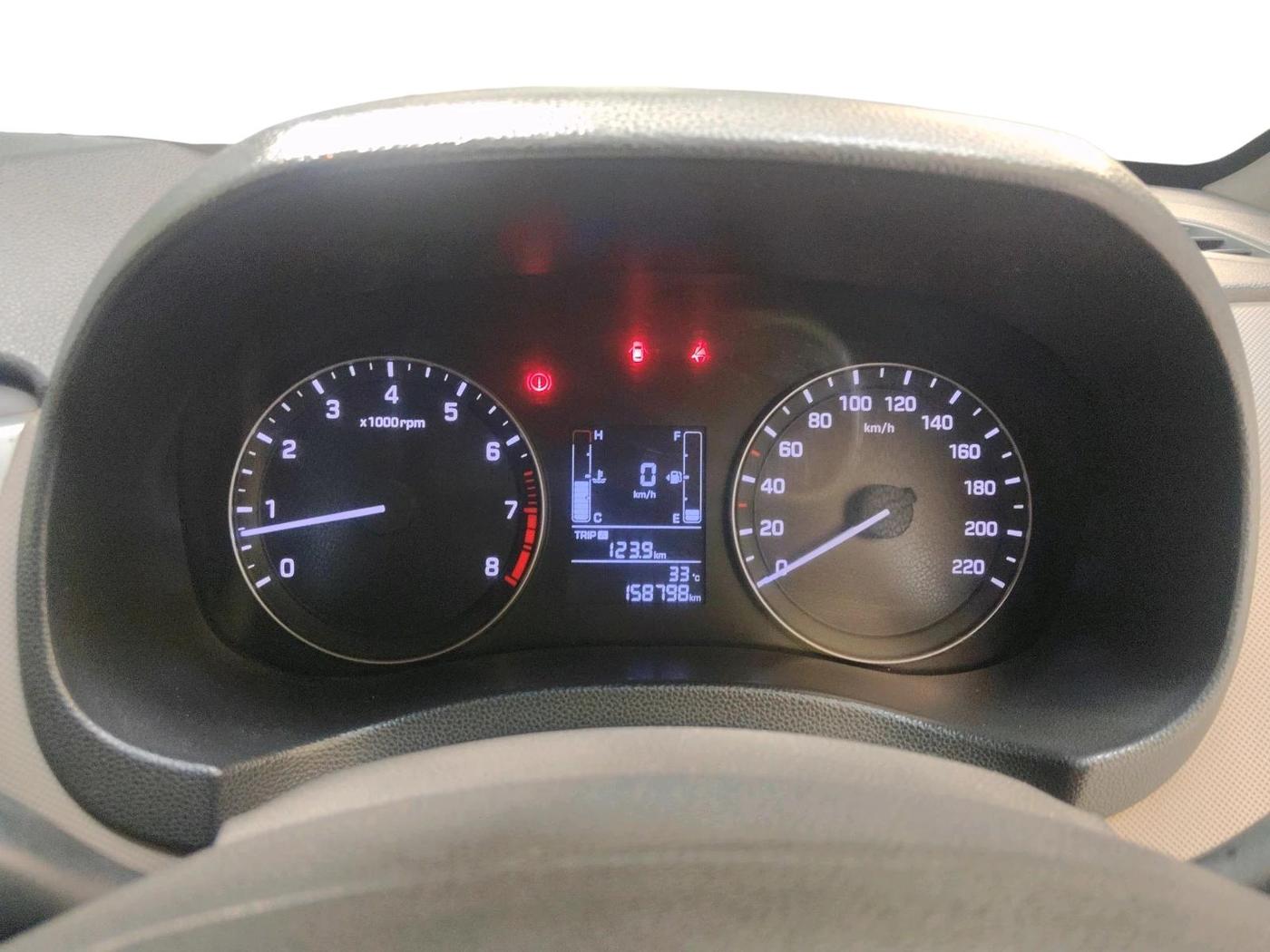 2016 Hyundai Creta E PLUS 1.6 PETROL, Petrol, Manual, 1,58,798 km, interior