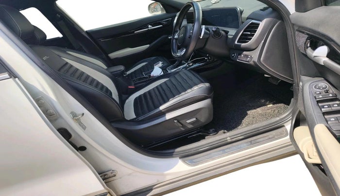 2023 KIA SELTOS  GTX Plus 1.5 Turbo Petrol DCT, Petrol, Automatic, 38,839 km, interior