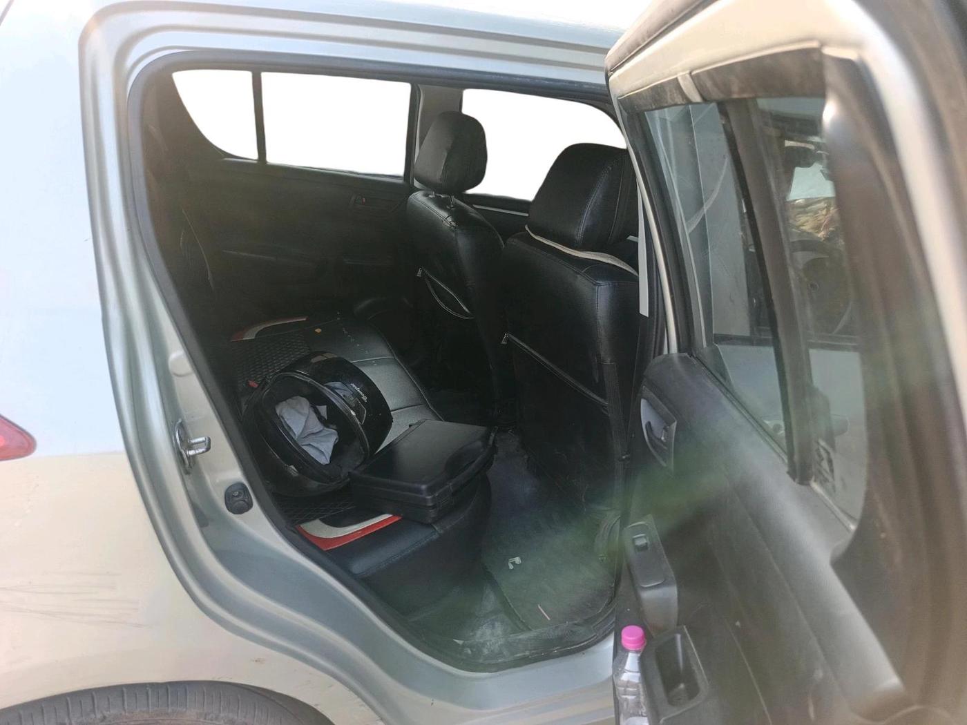 2017 Maruti Swift LXI (O), Petrol, Manual, 55,756 km, interior