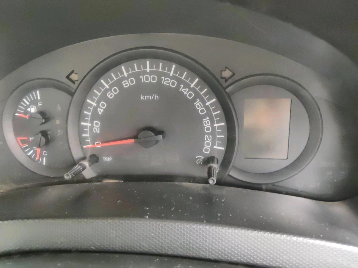 2015 Maruti Swift LXI (O), CNG, Manual, 1,20,000 km, interior