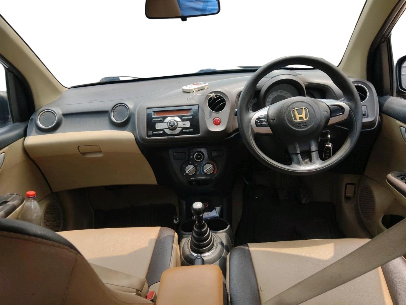 2012 Honda Brio V MT, Petrol, Manual, 56,209 km, interior