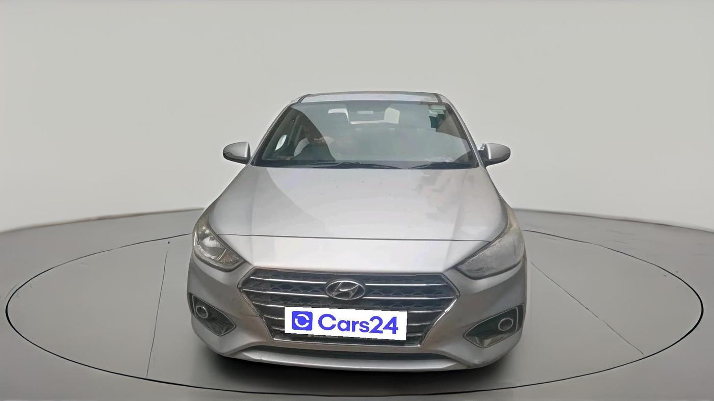 2017 Hyundai Verna 1.6 EX AT CRDI, Diesel, Automatic, 1,39,547 km, exterior