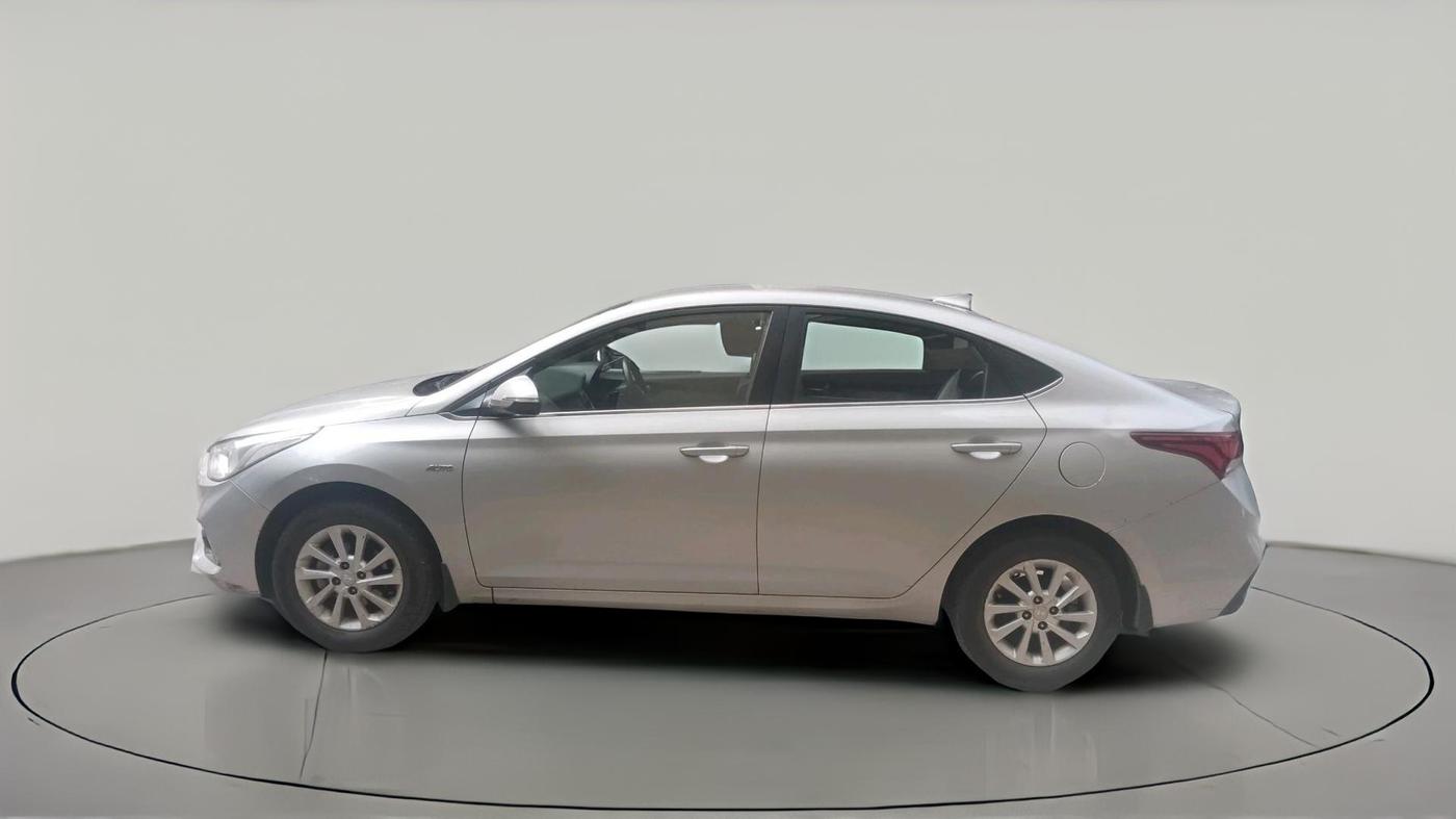 2017 Hyundai Verna 1.6 EX AT CRDI, Diesel, Automatic, 1,39,547 km, exterior