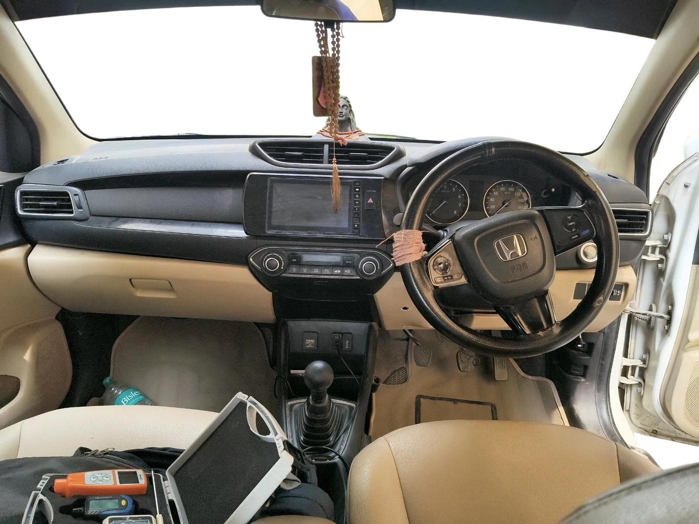 2018 Honda Amaze 1.2L I-VTEC VX, CNG, Manual, 1,19,468 km, interior
