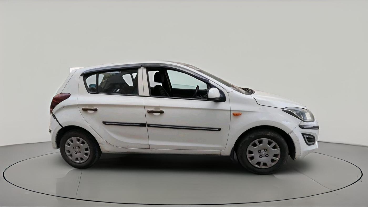 2013 Hyundai i20 MAGNA 1.2, Petrol, Manual, 86,261 km, exterior