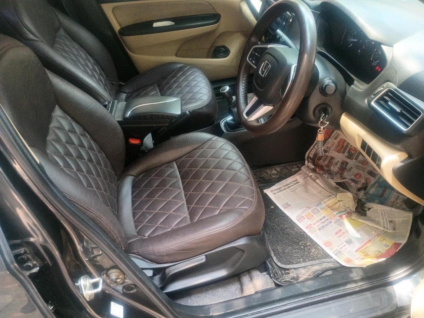 2023 Honda Amaze 1.2L I-VTEC S, Petrol, Manual, 50,406 km, interior