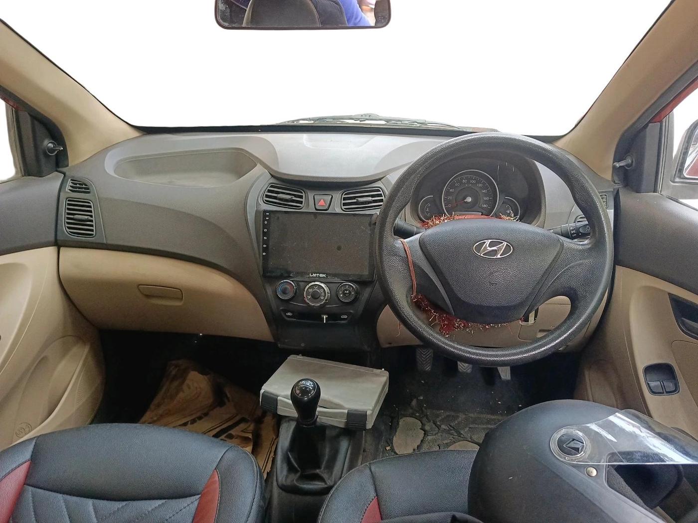 2011 Hyundai Eon MAGNA O, Petrol, Manual, 51,682 km, interior