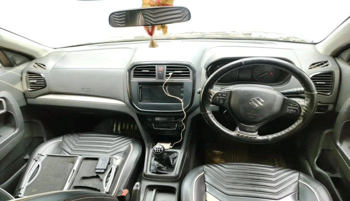 2016 Maruti Vitara Brezza ZDI PLUS DUAL TONE, Diesel, Manual, 66,135 km, interior