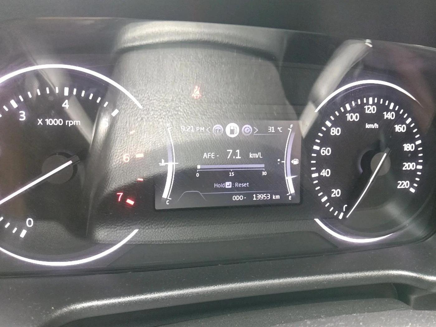 2024 Mahindra SCORPIO-N Z2 PETROL MT 7 STR, Petrol, Manual, 13,953 km, interior