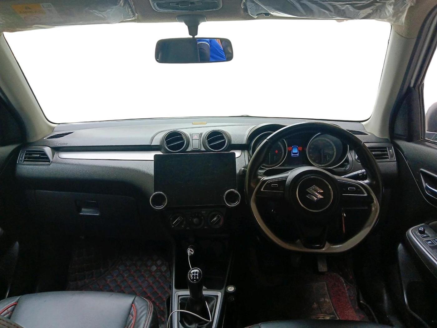 2023 Maruti Swift LXI, Petrol, Manual, 26,326 km, interior