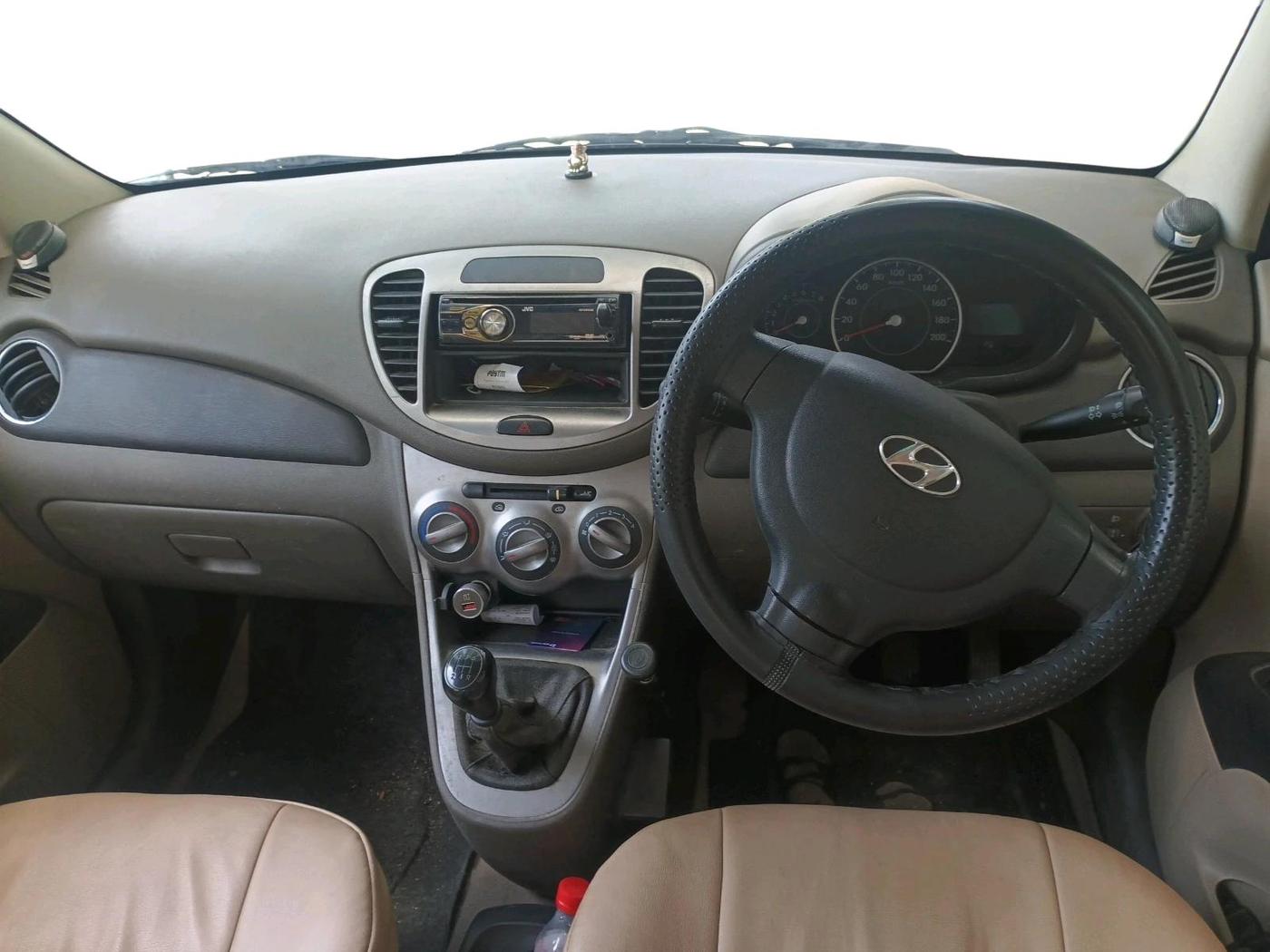 2011 Hyundai i10 MAGNA 1.2, Petrol, Manual, 53,155 km, interior