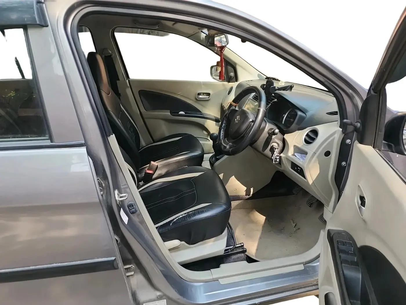 2016 Maruti Celerio VXI CNG, CNG, Manual, 1,19,645 km, interior