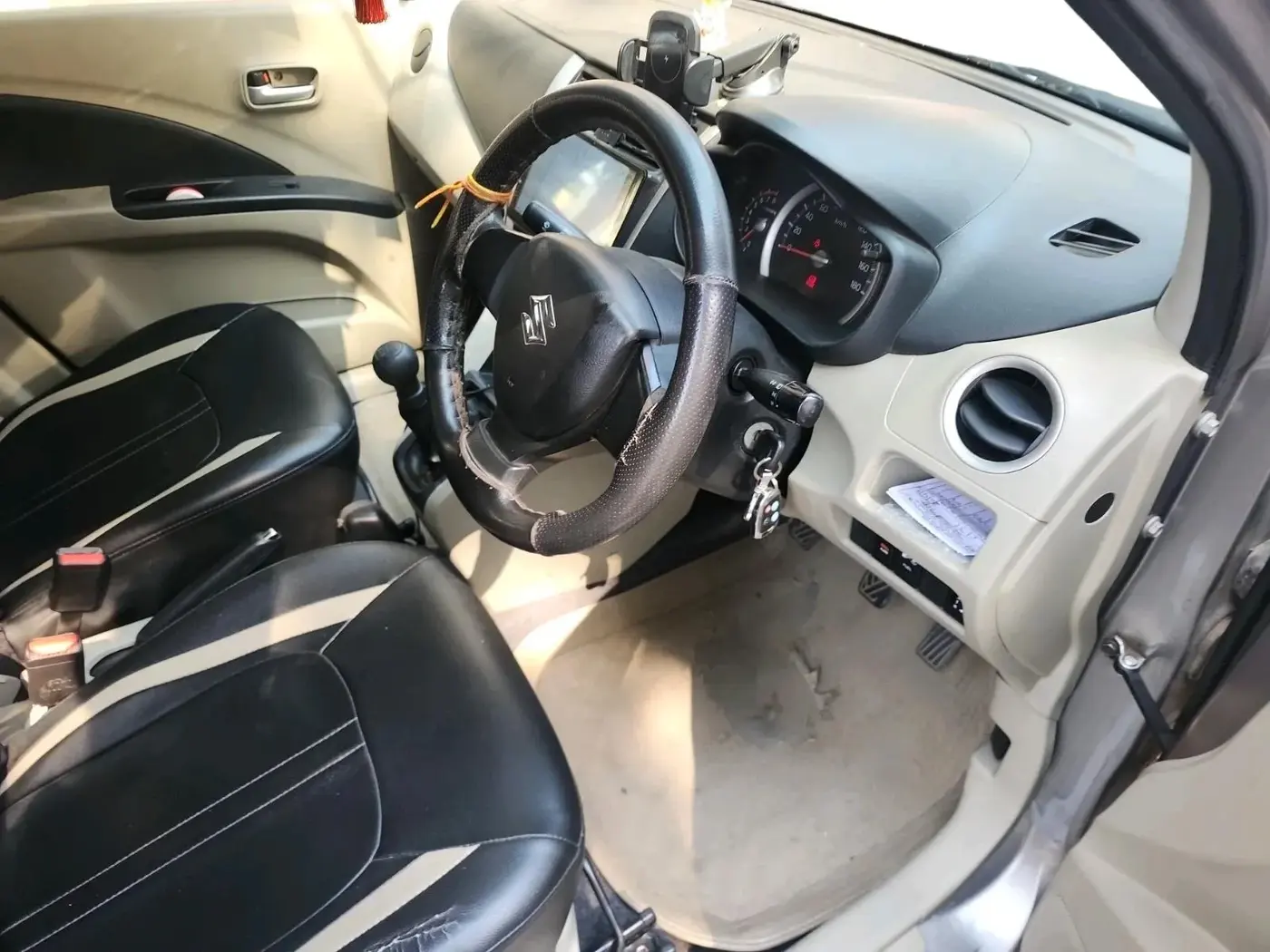 2016 Maruti Celerio VXI CNG, CNG, Manual, 1,19,645 km, interior