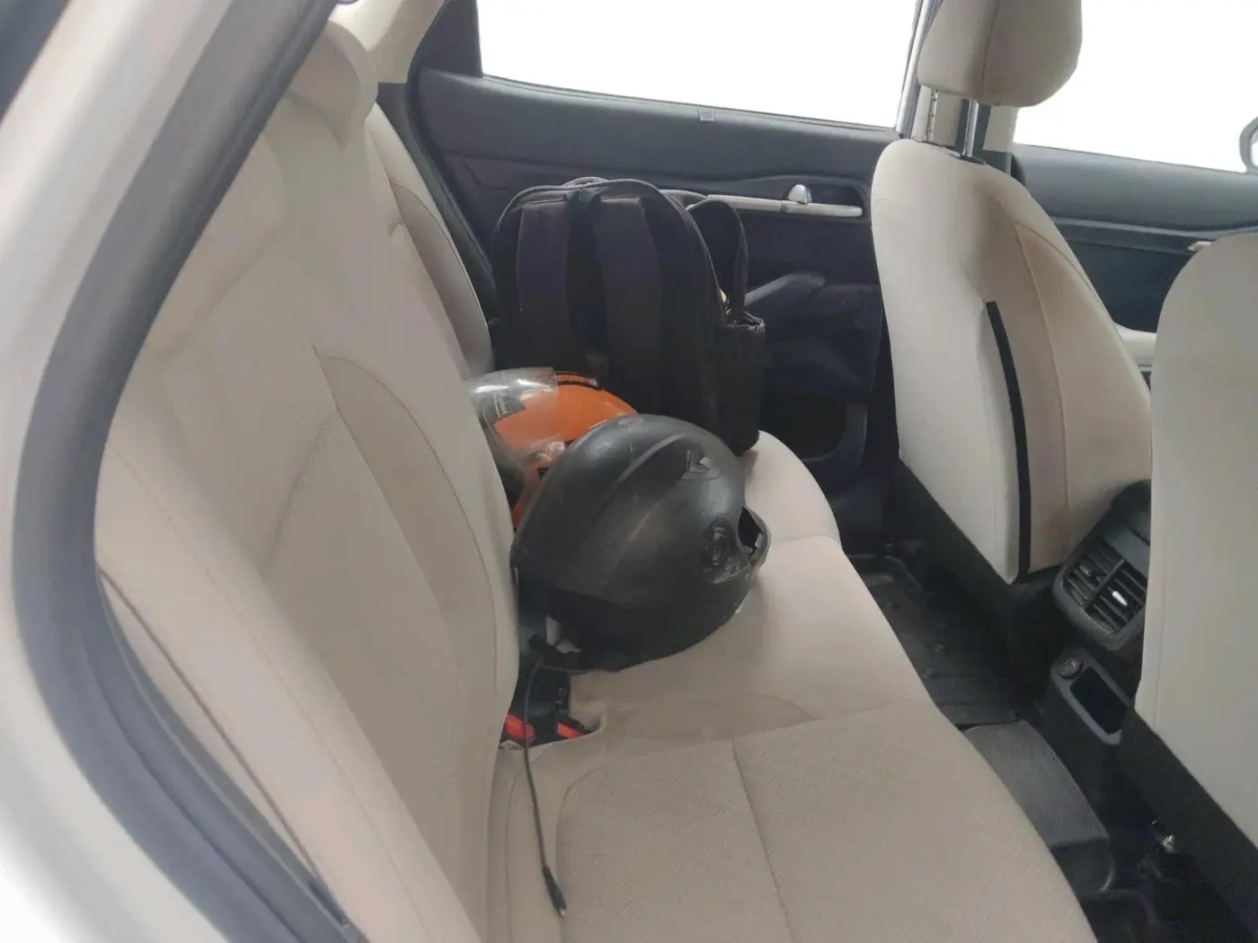 2023 KIA SELTOS HTK PLUS 1.5 IMT, Petrol, Manual, 38,447 km, interior