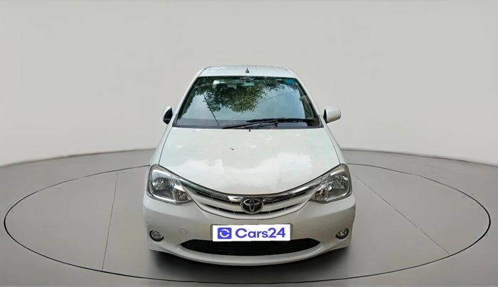 2011 Toyota Etios V, Petrol, Manual, 1,04,699 km, exterior
