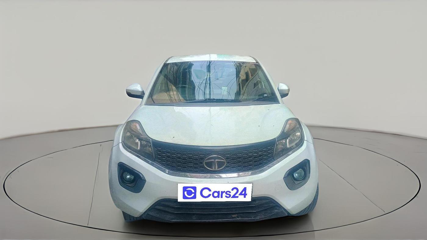 2019 Tata NEXON XMA PETROL, CNG, Automatic, 72,960 km, exterior