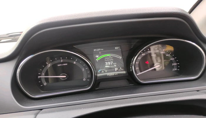 2019 Tata Hexa XMA 4X2 7 STR, Diesel, Automatic, 75,252 km, interior