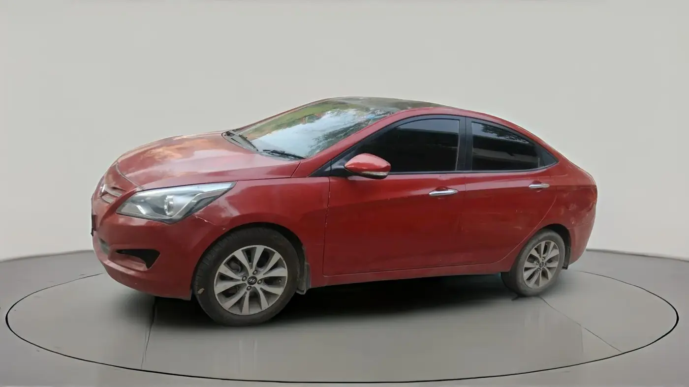 2015 Hyundai Verna FLUIDIC 4S 1.6 VTVT S(O), Petrol, Manual, 66,111 km, exterior