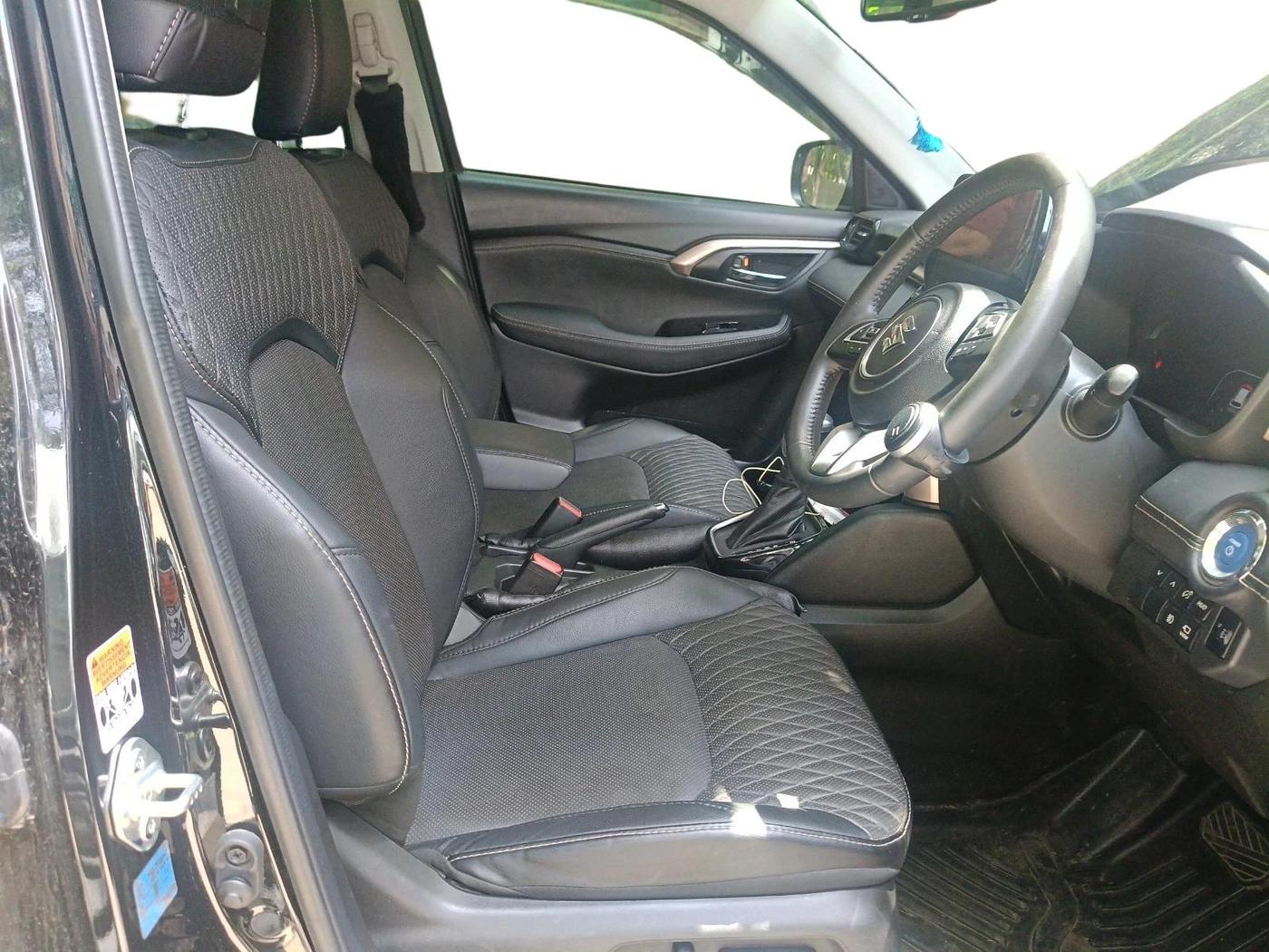 2025 Maruti Grand Vitara Alpha Plus (O) Hybrid e-CVT, Hybrid, Automatic, 14,739 km, interior