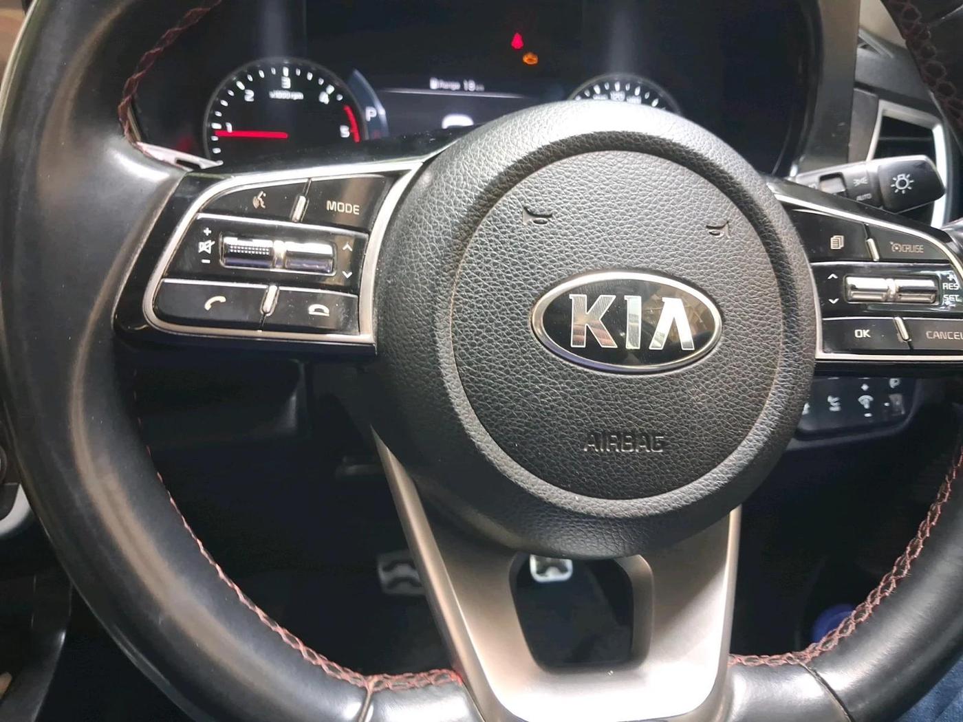 2020 KIA SELTOS GTX PLUS AT 1.5 DIESEL, Diesel, Automatic, 1,13,372 km, interior