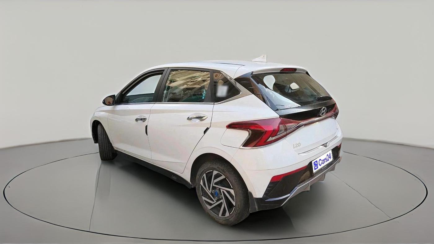 2024 Hyundai NEW I20 ASTA (O) 1.2 IVT, Petrol, Automatic, 18,132 km, exterior