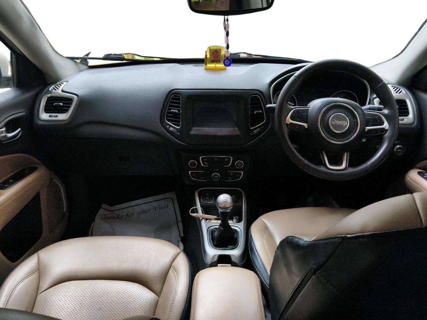 2017 Jeep Compass LONGITUDE (O) 2.0 DIESEL, Diesel, Manual, 1,11,265 km, interior