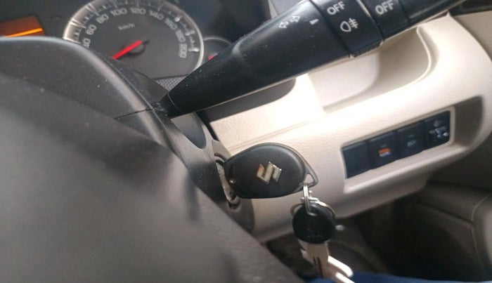 2014 Maruti Swift Dzire VXI, Petrol, Manual, 1,51,380 km, interior