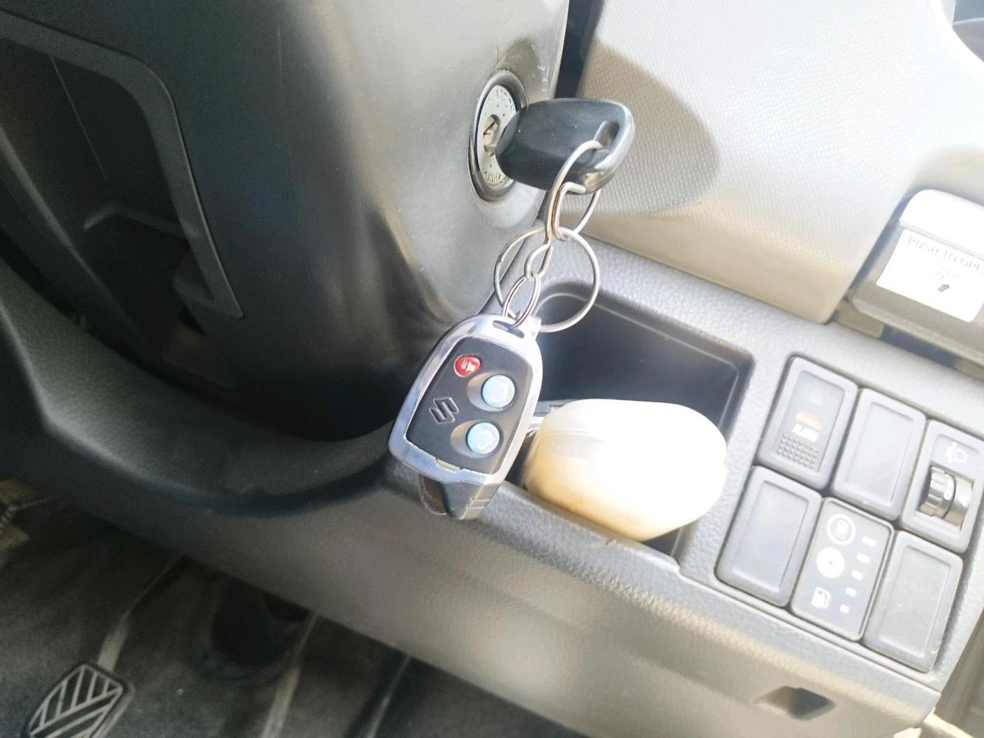 2012 Maruti Wagon R 1.0 LXI CNG, CNG, Manual, 1,89,338 km, interior