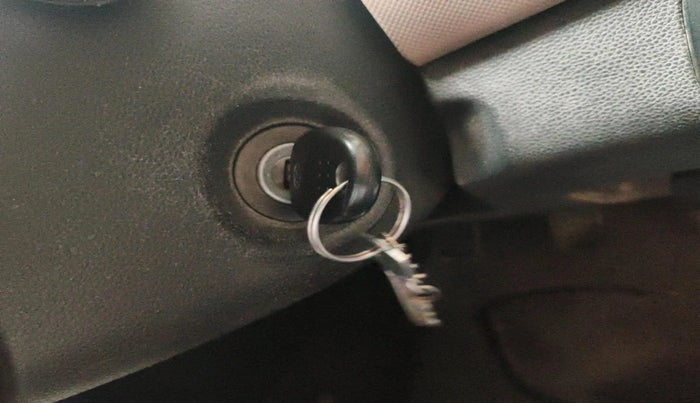 2016 Hyundai Grand i10 SPORTZ 1.2 KAPPA VTVT, CNG, Manual, 97,247 km, interior