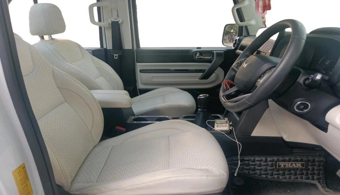 2025 Mahindra Thar Roxx  AX7 L Diesel MT 2WD, Diesel, Manual, 9,663 km, interior