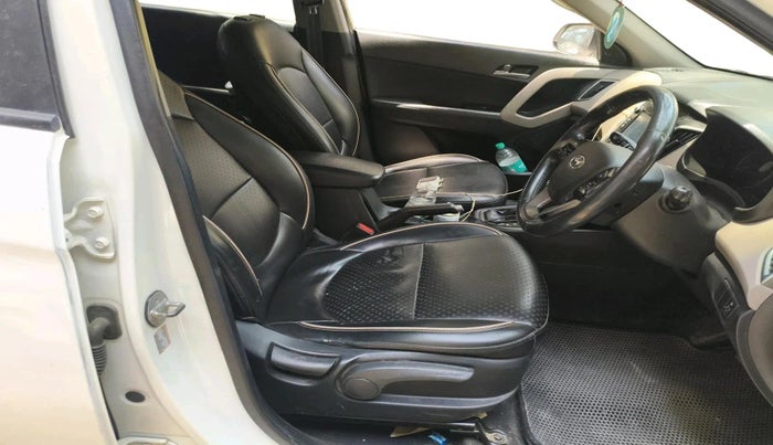 2017 Hyundai Creta SX PLUS AT 1.6 DIESEL, Diesel, Automatic, 1,07,451 km, interior