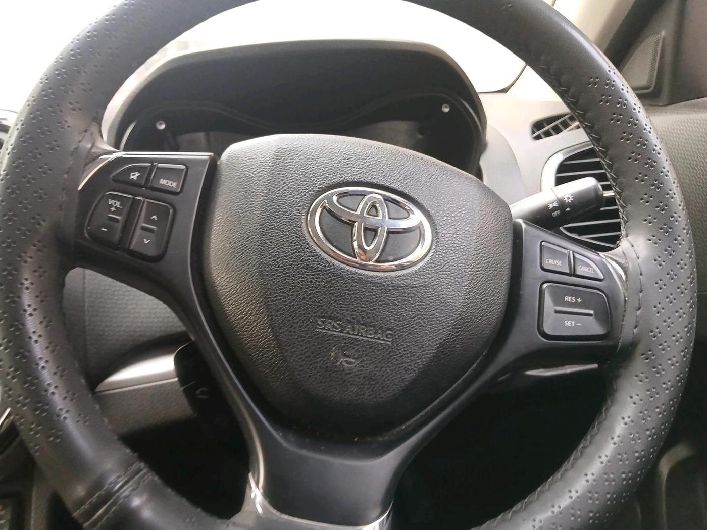2022 Toyota URBAN CRUISER HIGH GRADE AT, Petrol, Automatic, 19,173 km, interior