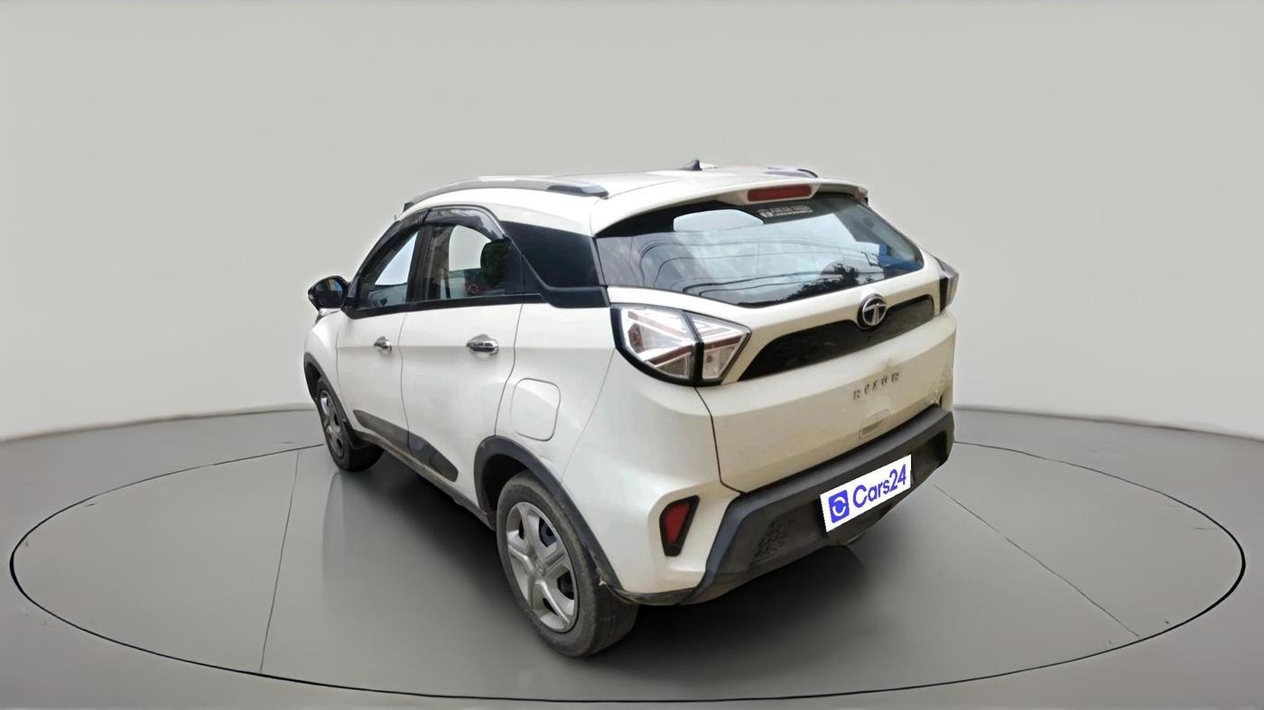 2023 Tata NEXON XM SUNROOF PETROL, CNG, Manual, 43,243 km, exterior
