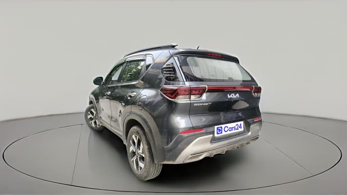2021 KIA SONET HTX 1.5 AT, Diesel, Automatic, 1,05,822 km, exterior