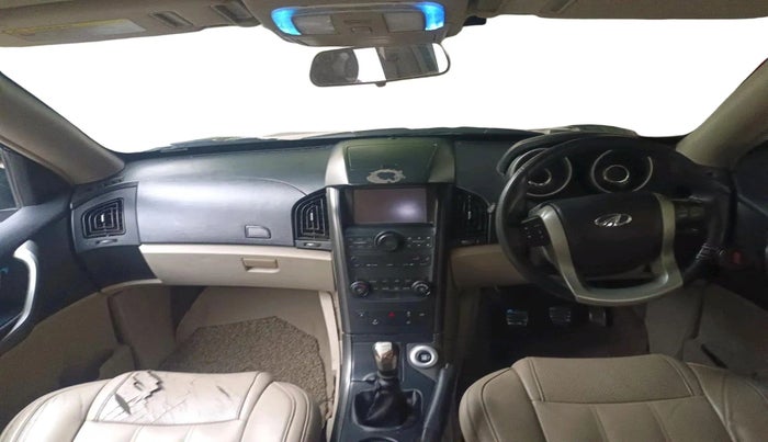 2017 Mahindra XUV500 W10 1.99, Diesel, Manual, 1,45,145 km, interior