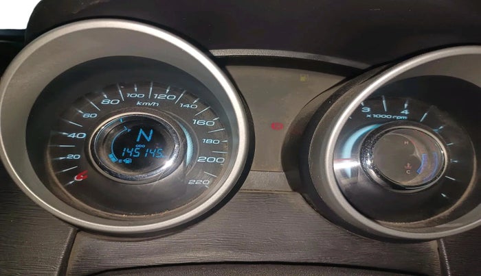 2017 Mahindra XUV500 W10 1.99, Diesel, Manual, 1,45,145 km, interior