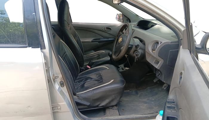 2011 Toyota Etios Liva G SP, Petrol, Manual, 58,122 km, interior