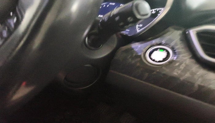 2020 Tata Harrier XZ PLUS 2.0L, Diesel, Manual, 1,46,251 km, interior