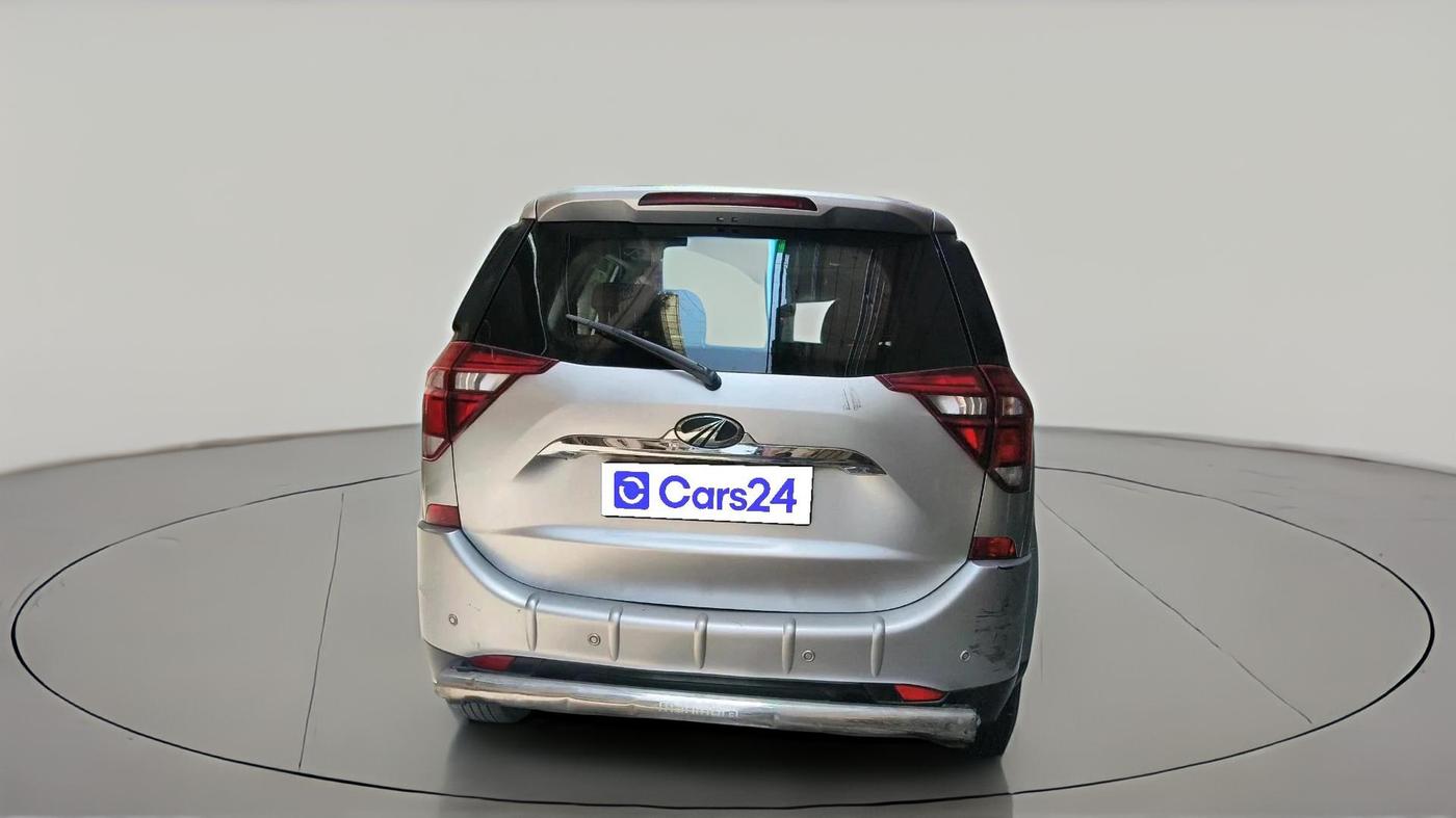2018 Mahindra XUV500 W11, Diesel, Manual, 70,174 km, exterior