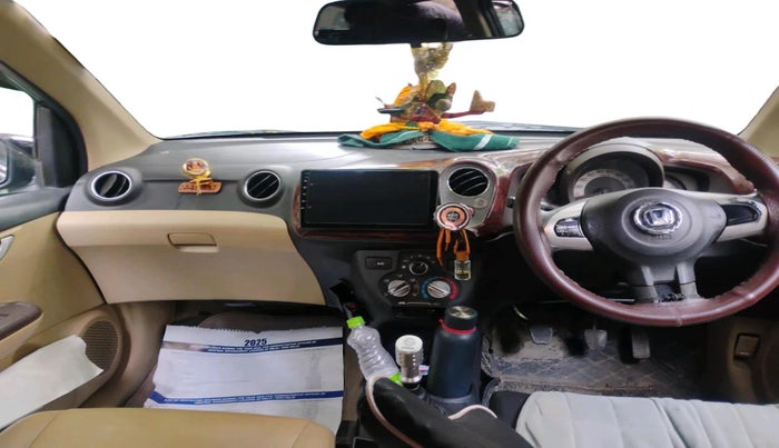 2012 Honda Brio V MT, Petrol, Manual, 1,70,872 km, interior