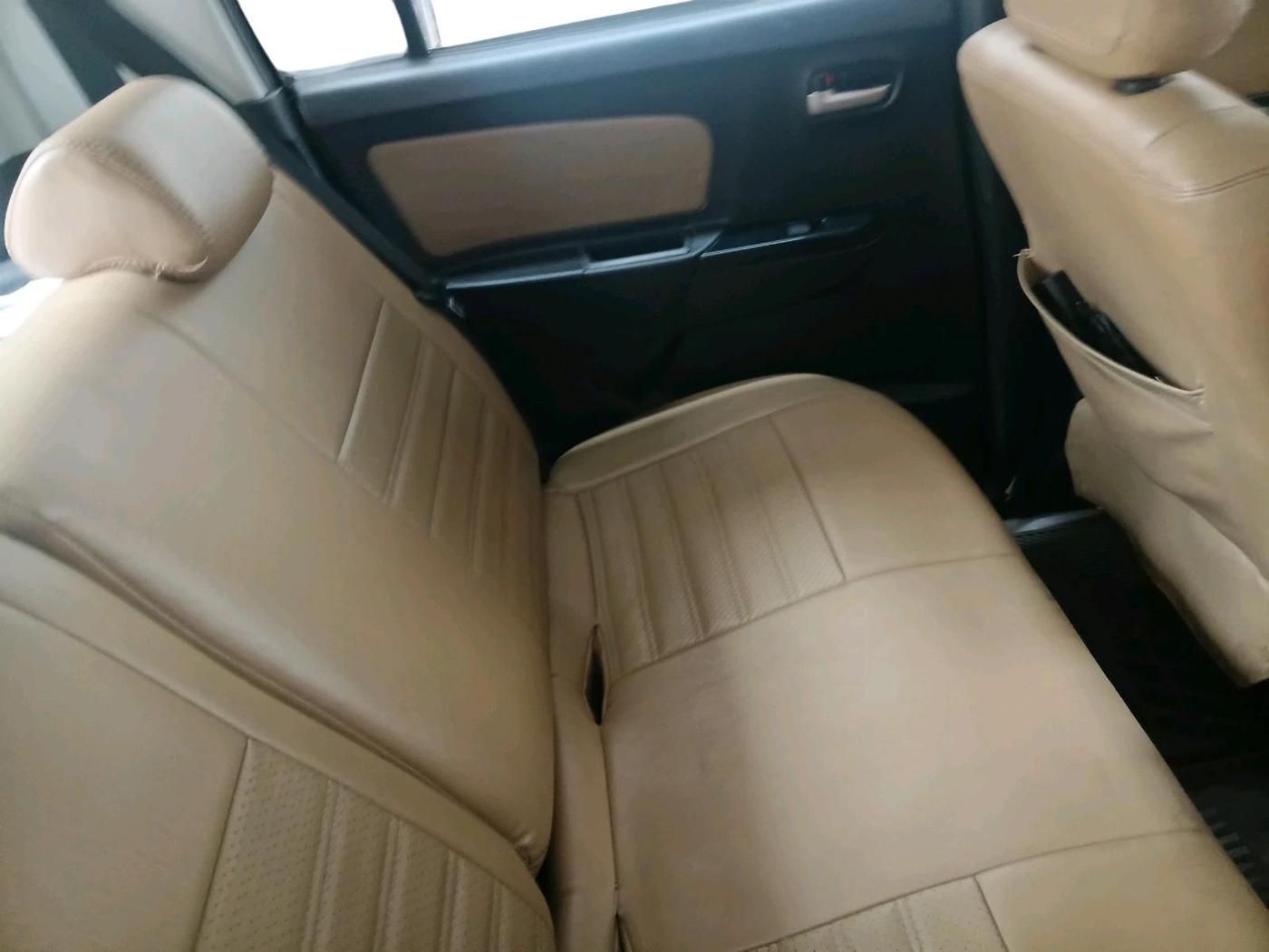 2017 Maruti Wagon R 1.0 VXI, Petrol, Manual, 48,647 km, interior