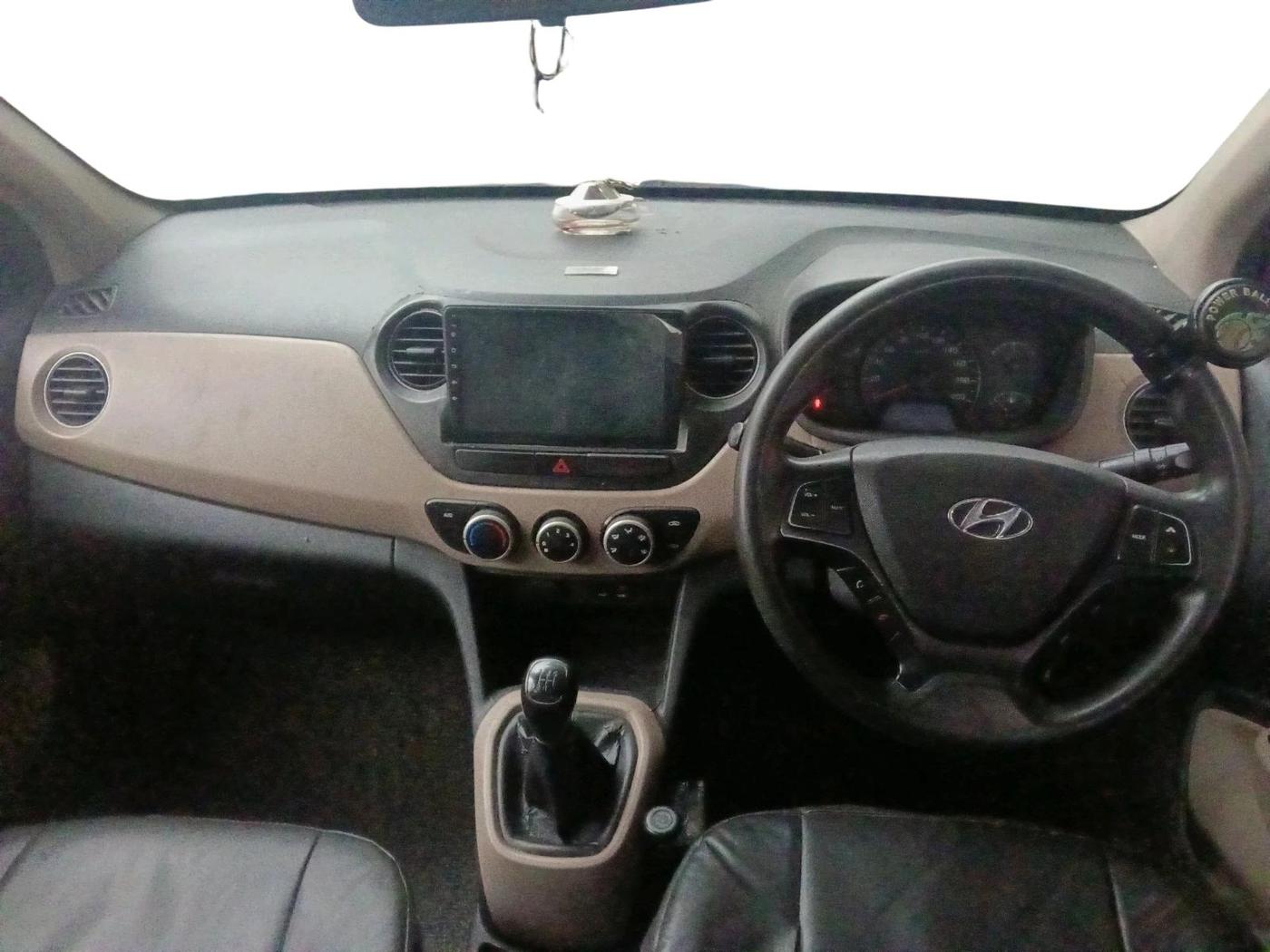 2018 Hyundai Grand i10 MAGNA 1.2 KAPPA VTVT, Petrol, Manual, 60,494 km, interior