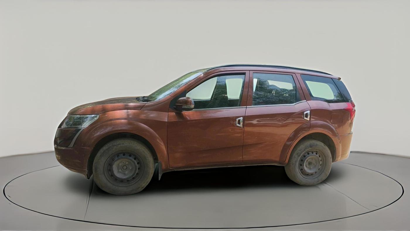 2019 Mahindra XUV500 W5, Diesel, Manual, 66,297 km, exterior
